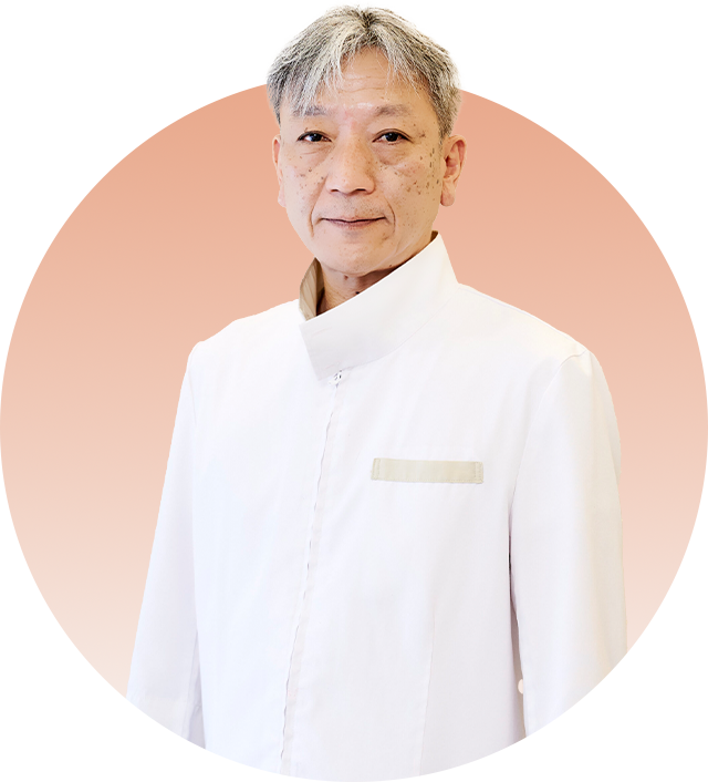 院長 山田 光彦 MITSUHIKO YAMADA