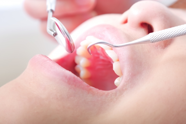 入れ歯の常識を覆す、快適な新しい選択肢 